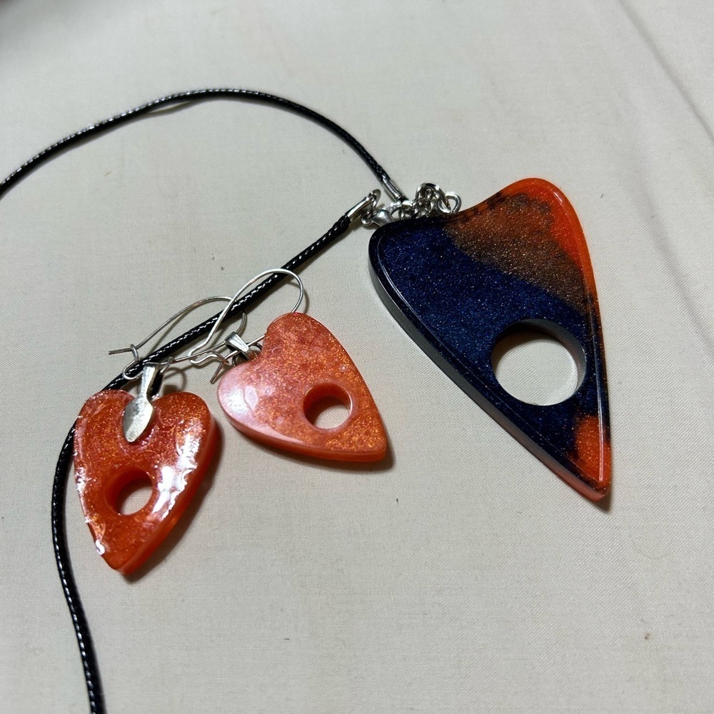 Planchette necklace and Earrings Set - handcrafted with resin- new